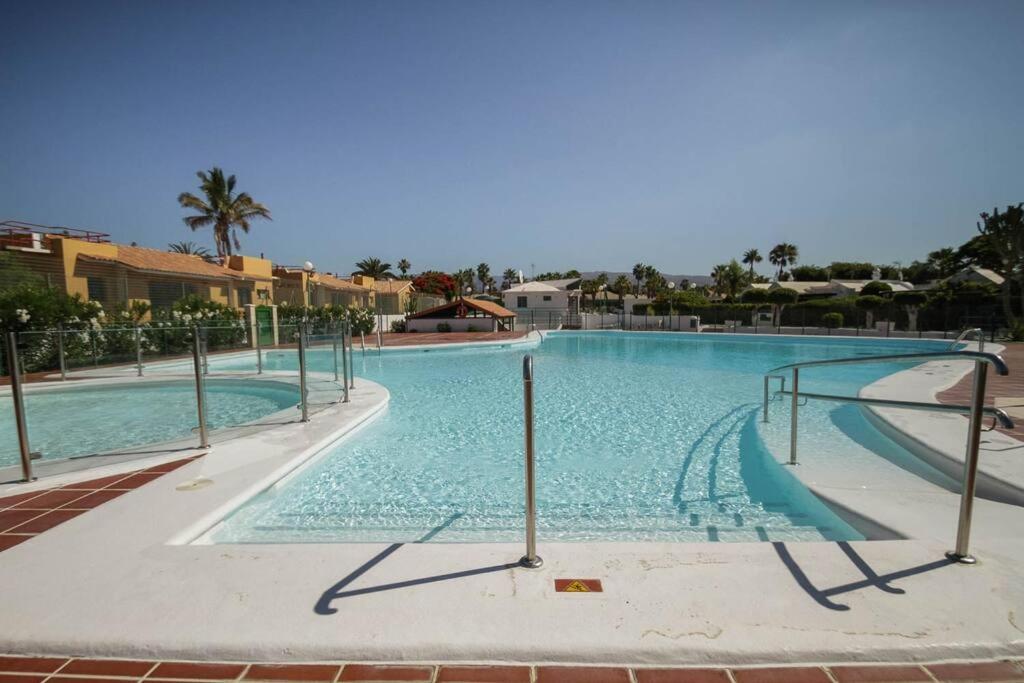 cozy&modern bungalow w/private garden bbq+wifi Maspalomas  Exterior foto