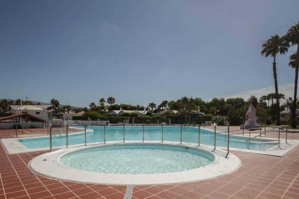 cozy&modern bungalow w/private garden bbq+wifi Maspalomas  Exterior foto